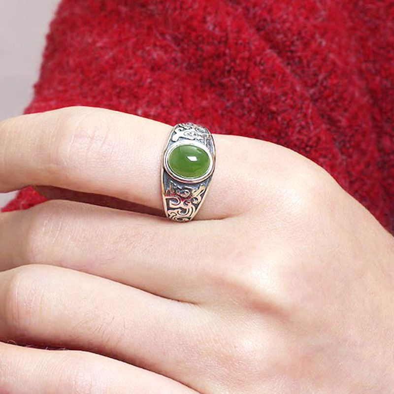 Anello da uomo placcato in argento con diaspro di giada Hetian imitazione Anello aperto con smeraldo vintage_voghion.com