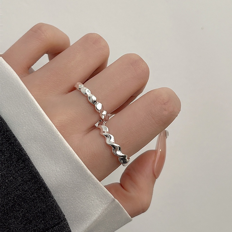 Bague géométrique ondulée réglable argent minimaliste_voghion.com