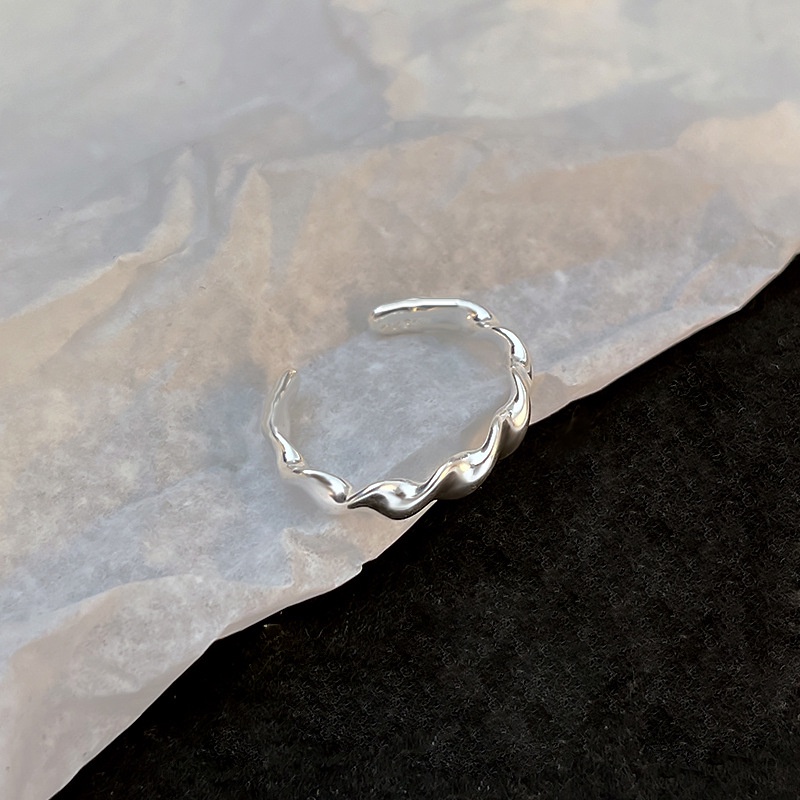 Bague géométrique ondulée réglable argent minimaliste_voghion.com