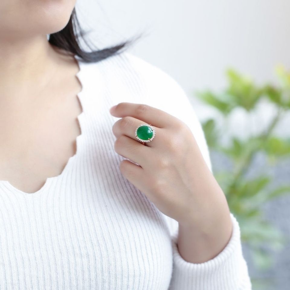 Collana con pendente in pietra verde e crisoprasio per donna_voghion.com