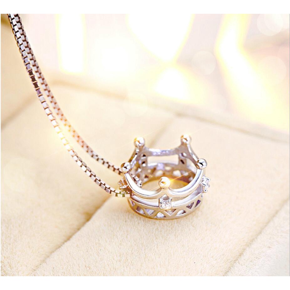 Collana in argento con corona, ciondolo retrò con strass, gioielli geometrici semplici_voghion.com