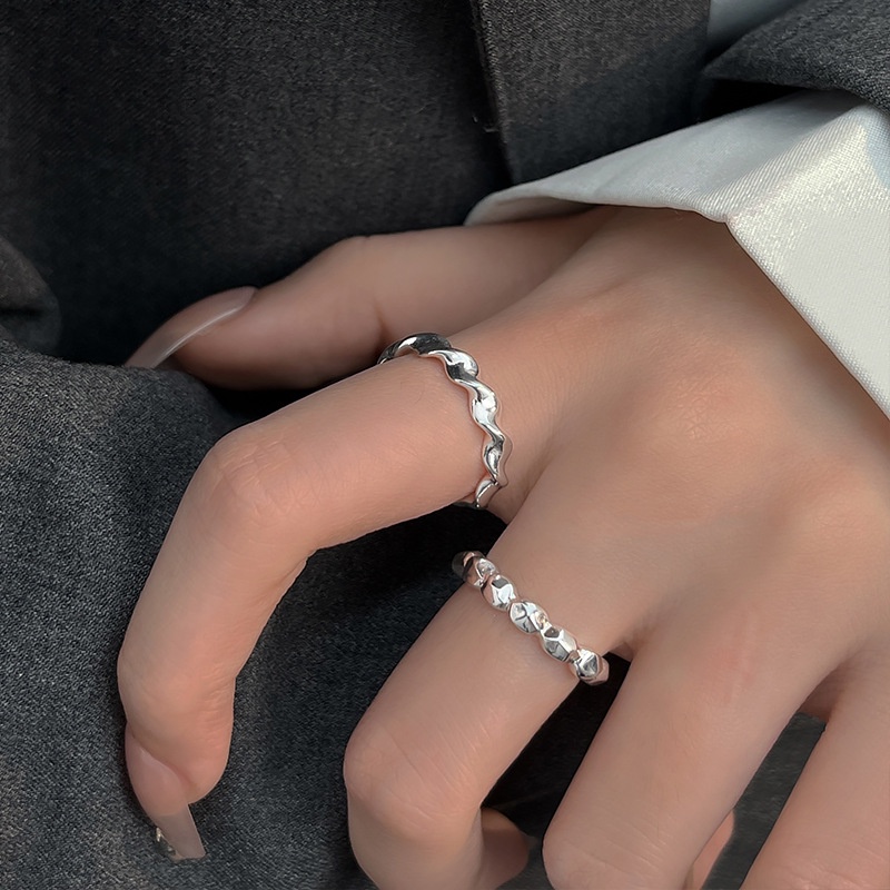 Bague géométrique ondulée réglable argent minimaliste_voghion.com