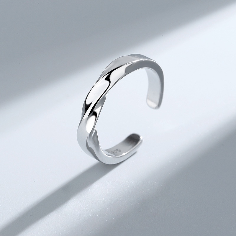 Mobius Ring Trendy Male Single Ring Fashion Retro Style Open Adjustable Wave Twist Ring_voghion.com