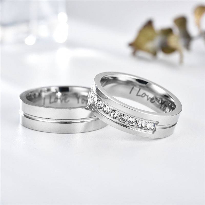 Anello di coppia con incisione e zircone in acciaio inox_voghion.com