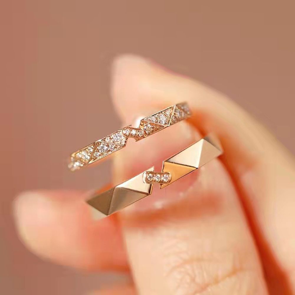 Luxury Rhinestone Triangle Geometry Ring For Couples Wedding_voghion.com
