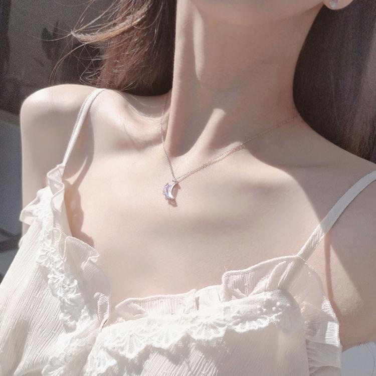 Colar com pingente de lua luminosa para mulher pedra_voghion.com