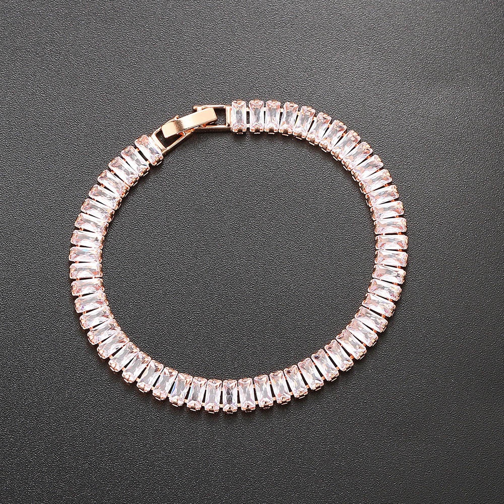 Bracciale tennis con zircone quadrato per gioielli da sposa_voghion.com
