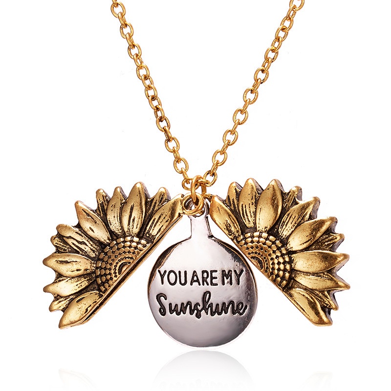 Colar com pingente de medalhão girassol you are my sunshine boho_voghion.com