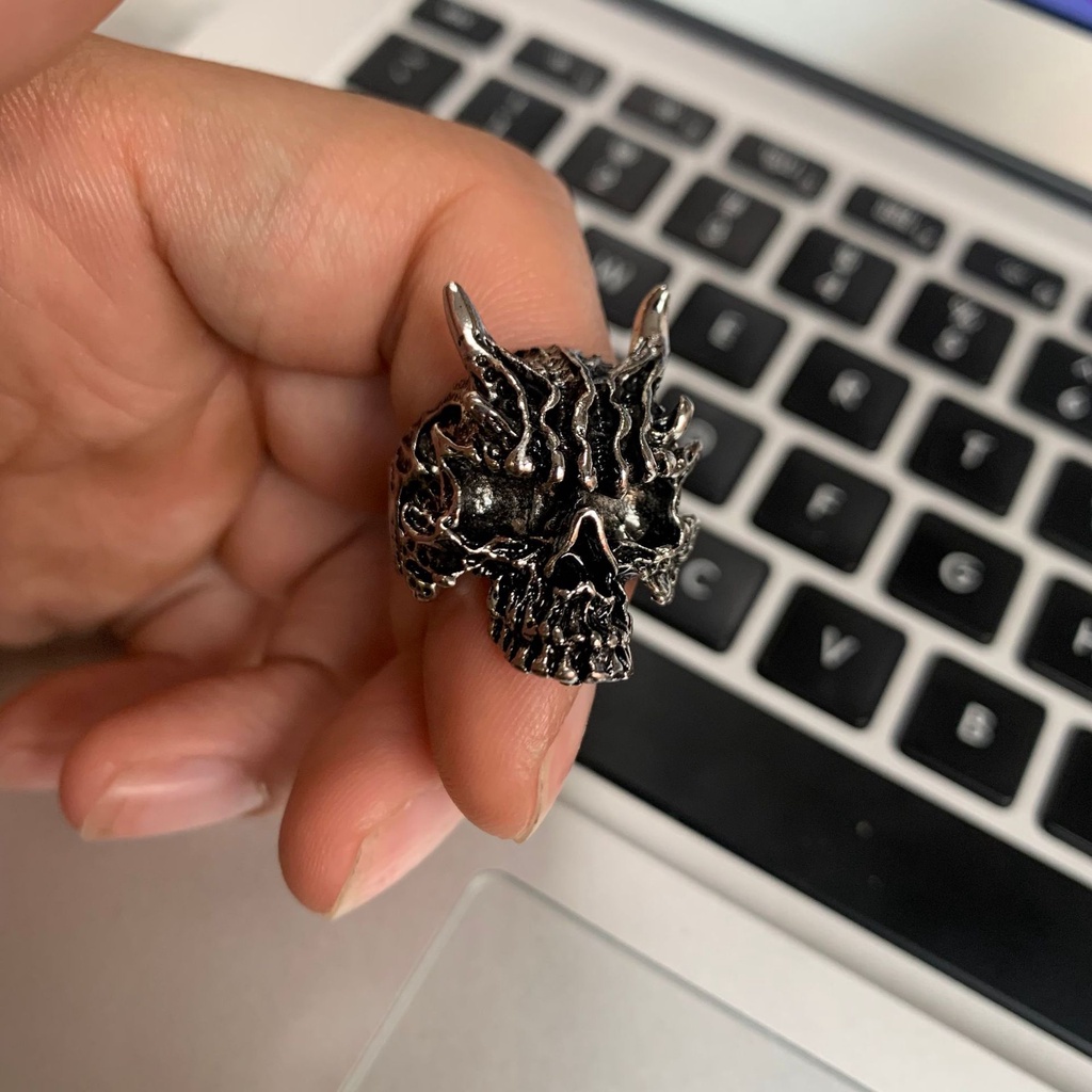 Retro Exaggerated Old Skull Ghost Face Ring Male HipHop Open Adjustable Ring_voghion.com