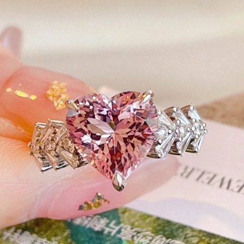 ❀粉色女ins切設計高碳鑽潮戒指新款冷淡風碎冰2021食指戒小眾粉鑽