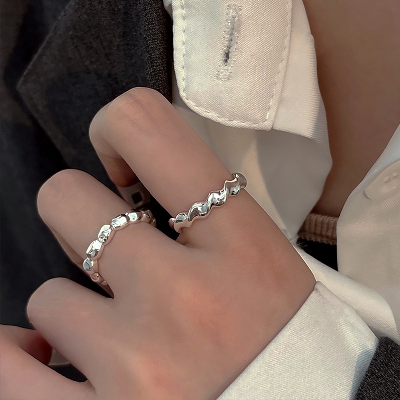 Bague géométrique ondulée réglable argent minimaliste_voghion.com