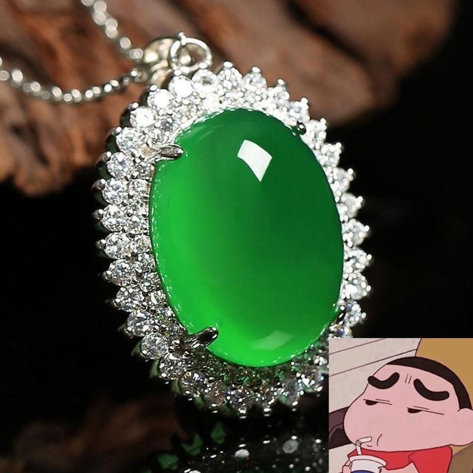 Collana con pendente in pietra verde e crisoprasio per donna_voghion.com