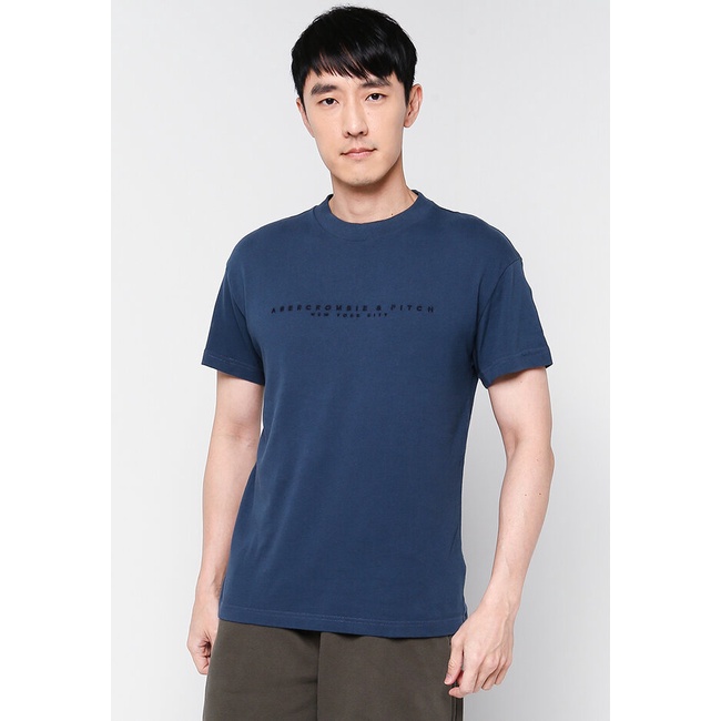 Abercrombie & Fitch Overt Cross Chest Logo T-Shirt (Male)