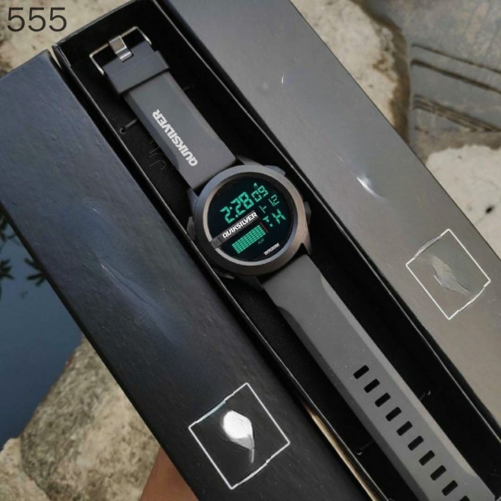 Contact Now Waterproof Digital Male Wrist Watch With Rubber Strab（no box） 555