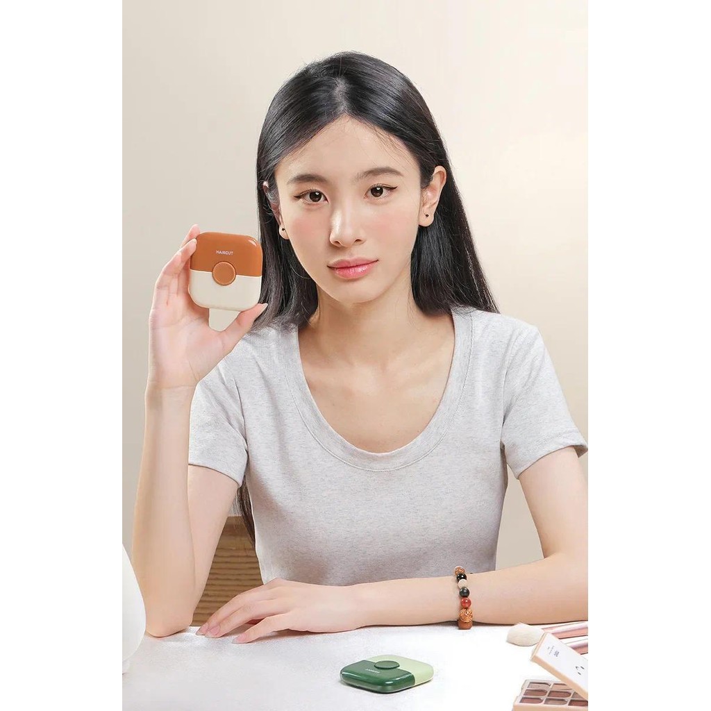 Portable Baby Hair Comb with Clipper for Safe Bang Trimming