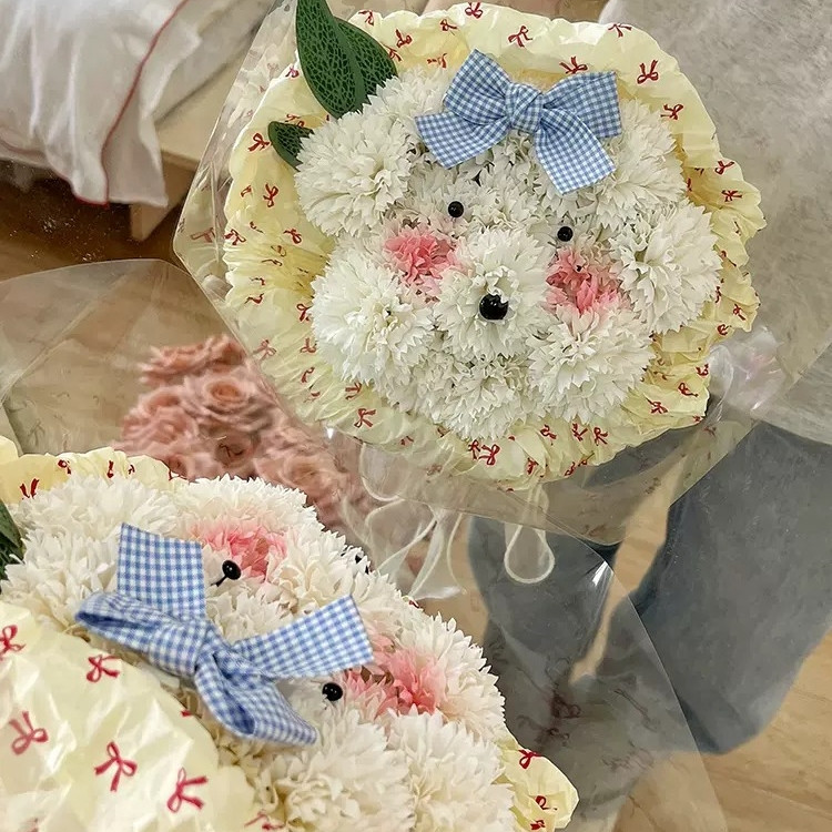 台灣現貨【貴賓狗康乃馨香皂花束】可愛狗狗造型成品花束 母親節謝師畢業生日禮物拍照 母親節花束 送媽媽