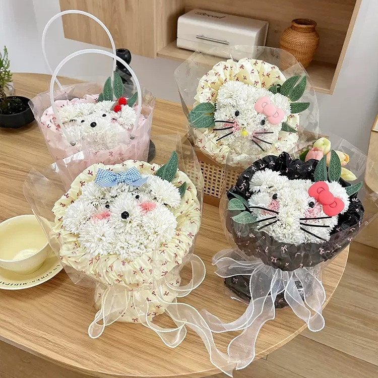 台灣現貨【貴賓狗康乃馨香皂花束】可愛狗狗造型成品花束 母親節謝師畢業生日禮物拍照 母親節花束 送媽媽