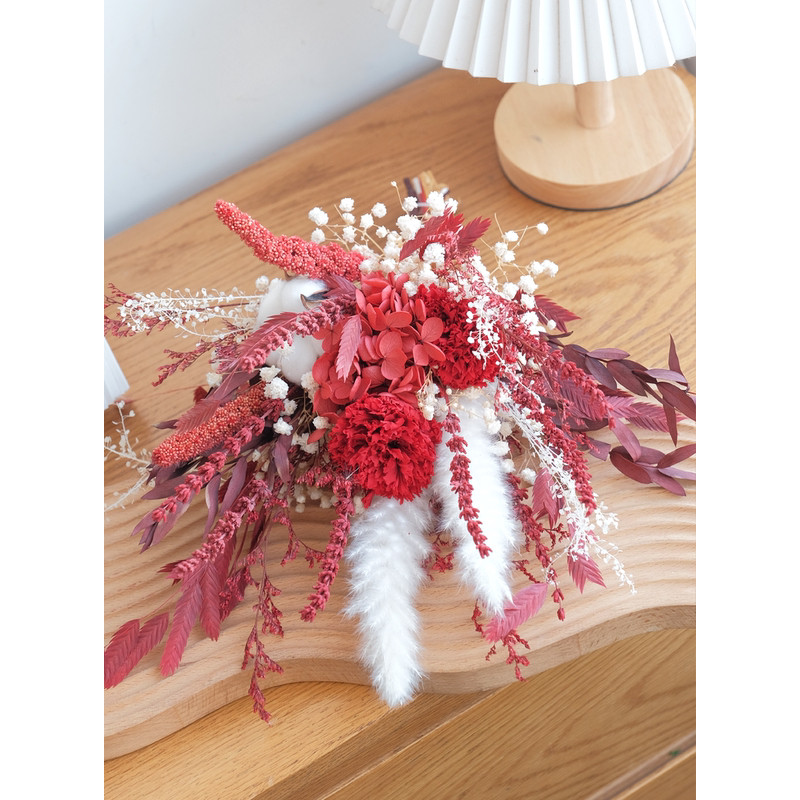 (紅色)永生康乃馨繡球棉花,(裸花束)不含花器.加購區可選購花器