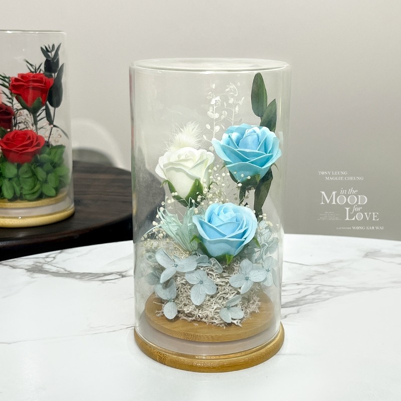 8*15cm(3朵藍白玫瑰花禮)