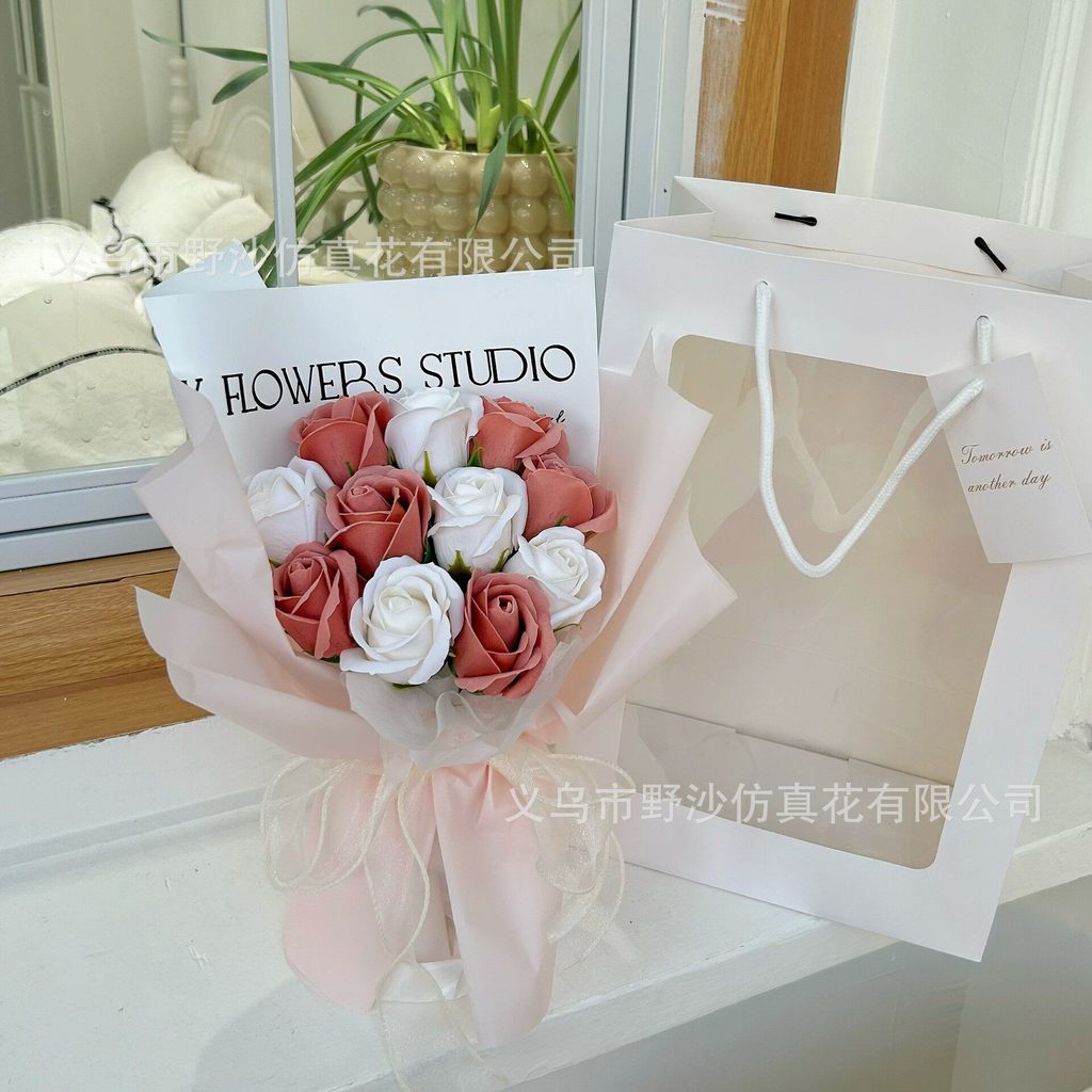 (30cm)11朵拼色粉色,純花束（無提袋／無燈串）