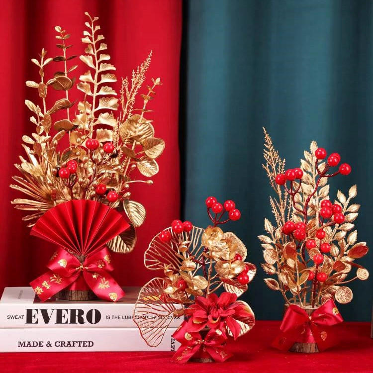 台灣現貨【紅果發財樹擺件】絨布紅果金錢樹紅包樹 桌面玄關櫃檯新年佈置 開運送禮 玄關裝飾