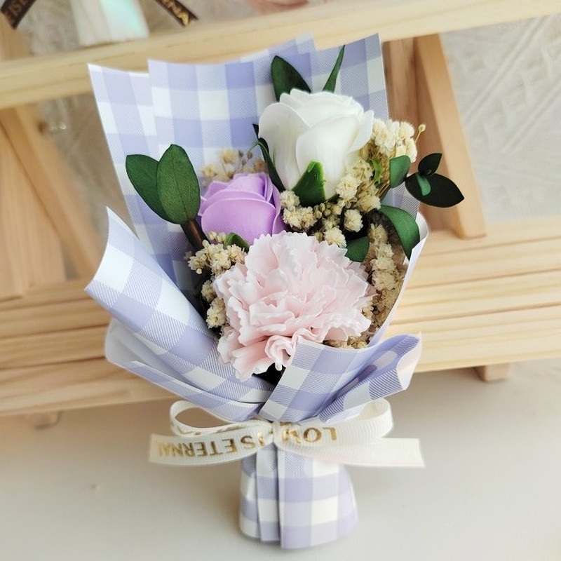 (粉紫)3朵康乃馨玫瑰,配件可在加購區選購