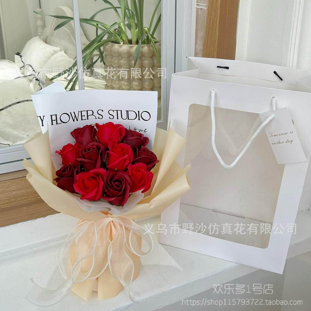 (30cm)11朵紅色拼色花束,純花束（無提袋／無燈串）