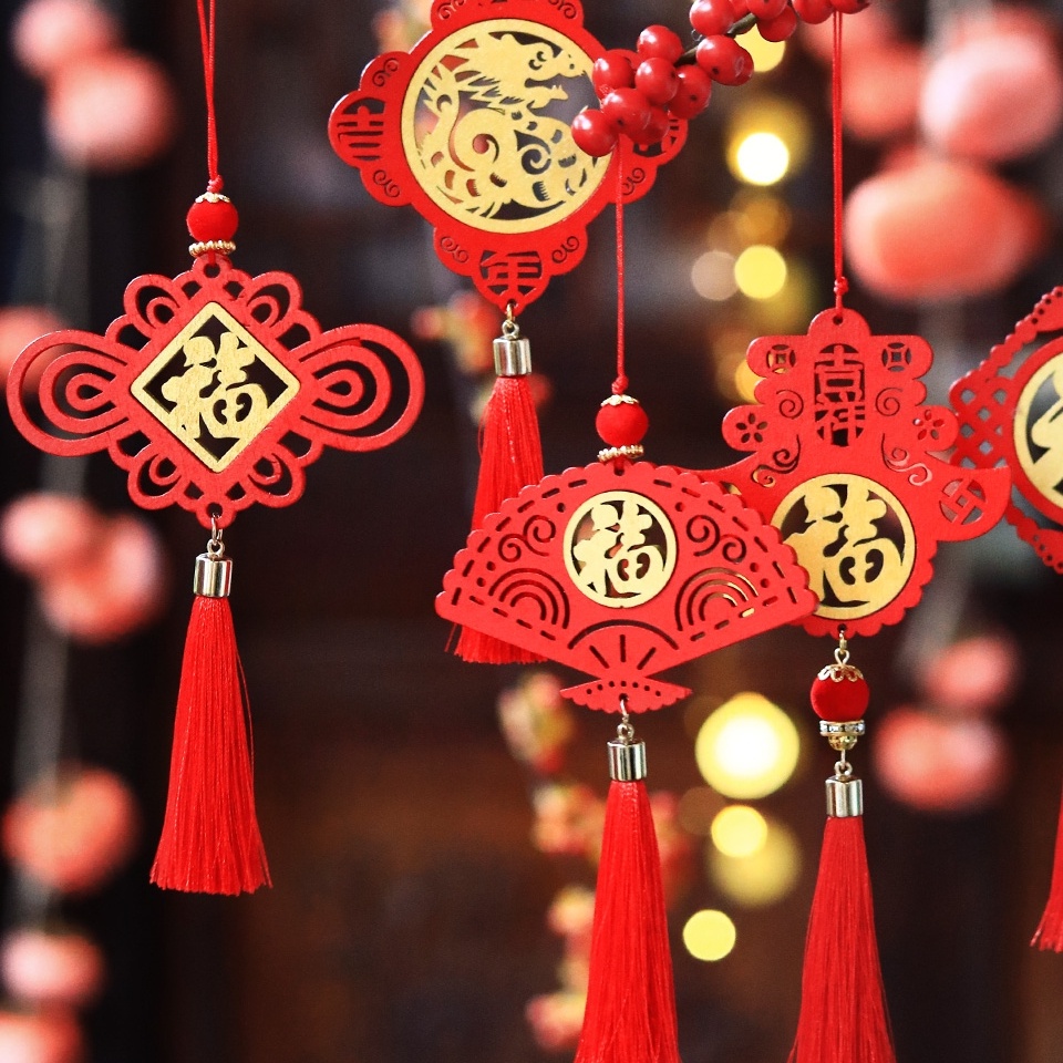 台灣現貨【新年祈福開運掛飾】福字燈籠柿子元寶醒獅銅錢流蘇 盆栽銀柳吊飾 玄關年節佈置小物 新年佈置 裝飾掛飾 玄關裝飾