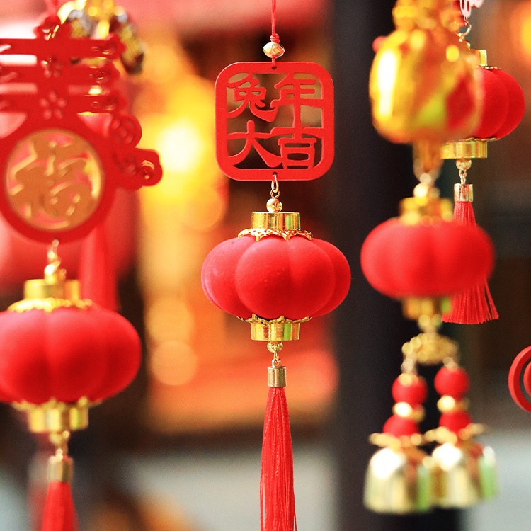台灣現貨【新年吉祥掛飾】仿真糖葫蘆 中國結流蘇 福袋福桶 燈籠金幣 玄關佈置拍照 新年佈置 裝飾掛飾 玄關裝飾