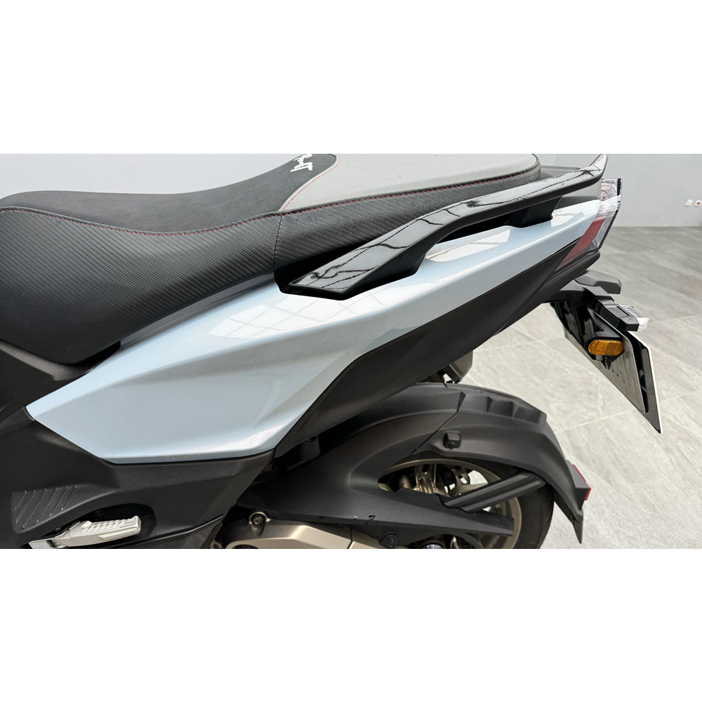KYMCO RomaGT 專用犀牛皮 機車車殼抗刮膜 保護膜 犀牛皮  防刮蹭 極度抗刮 抗UV 耐酸鹼 新車必貼 商品圖片 3