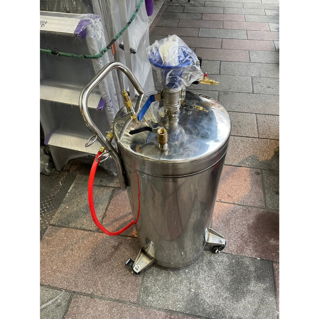 專精泡沫桶 儲氣桶 可樂桶客製化改裝 消毒桶 泡沫機 沖洗桶 潛水BC頭 露營沖洗淋浴 噴藥噴漆 白鐵桶壓力桶 塗料桶 商品圖片 2