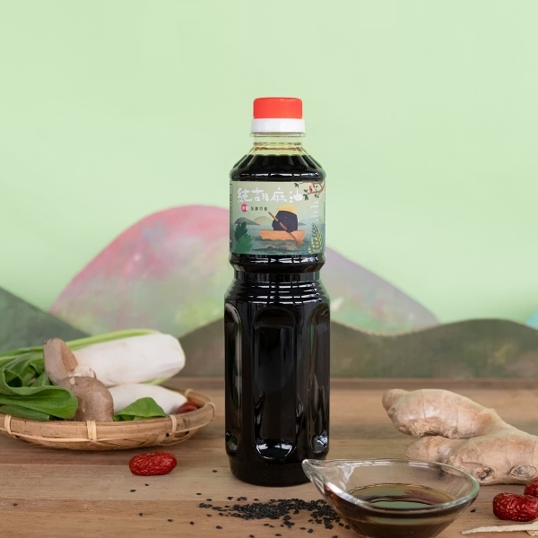 金弘麻油花生行 冷壓純胡麻油 胡麻油 黑芝麻油 芝麻油 600ml 1500ml 塑膠瓶 全素可食｜繁華中西藥局｜