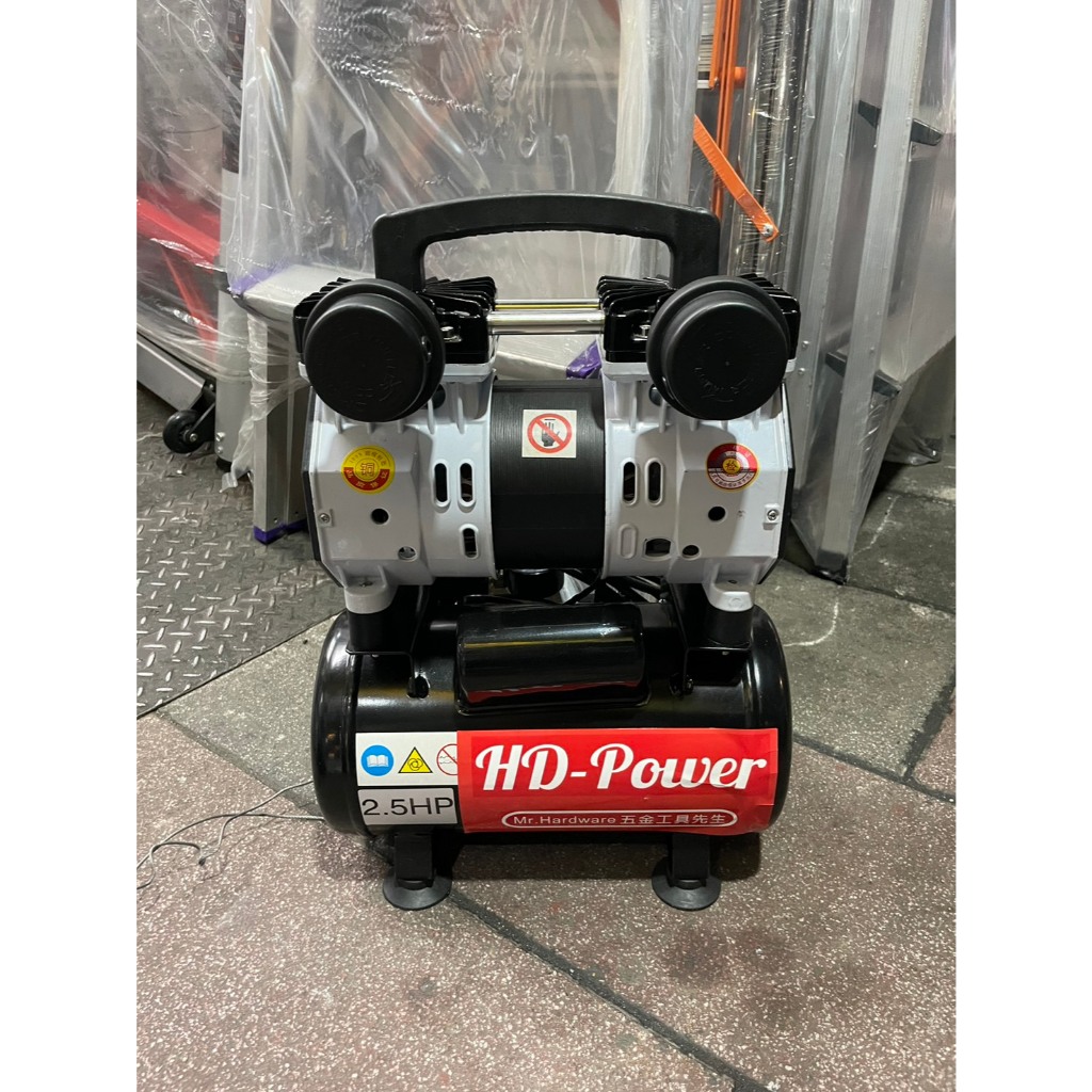 -台北工具 雙缸2.5HP 6公升 無油靜音空壓機 空氣壓縮機 可木工 噴漆修補 可配雷雕雞使用 商品圖片 3