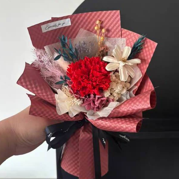 25cm單朵永生康乃馨花束(紅色),純花束（無提袋／無燈串）