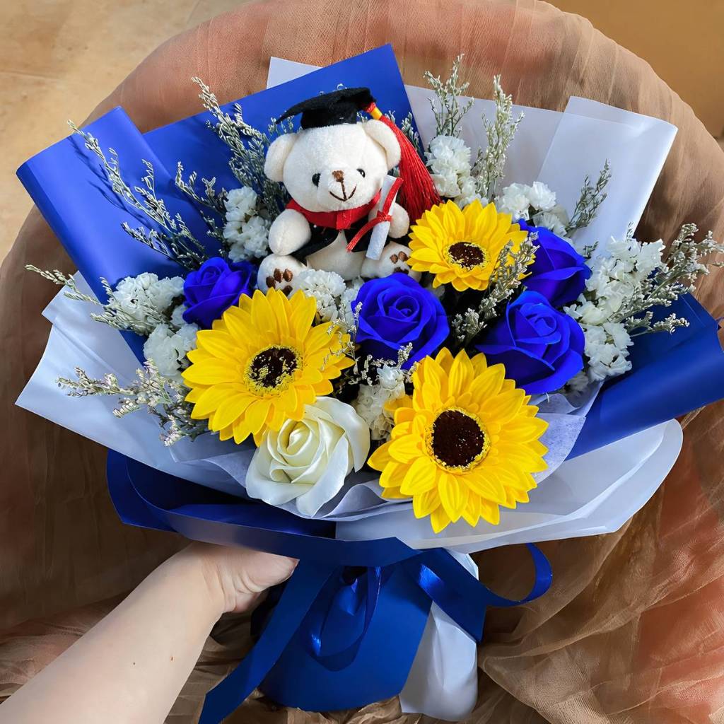 35cm玫瑰向日葵＋畢業坐熊（9朵深藍）,純花束（無提袋／無燈串）