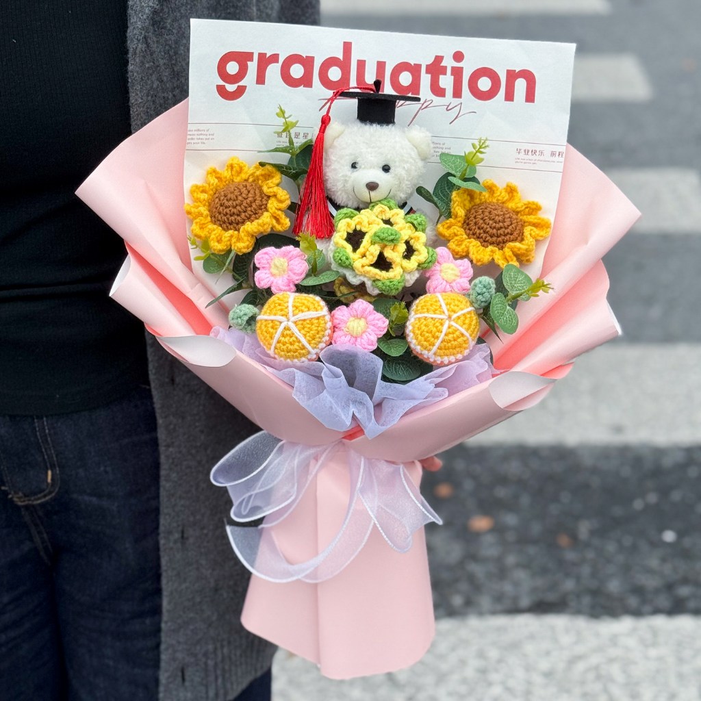 台灣現貨【畢業白熊花束】40cm吉利畢業熊粉色香檳祝福花禮 畢業季送禮 典禮合照 櫥窗提袋燈串可選 拍照打卡紀念