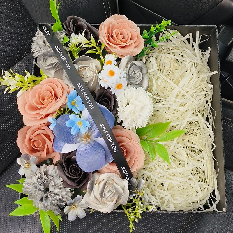25*25*13cm浪漫花束（暗調）,純花束＋紙盒（無提袋／無燈串）