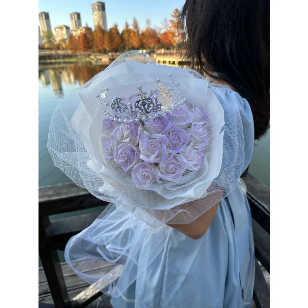 21 朵｜皇冠款薄霧紫,純花束（無提袋／無燈串）