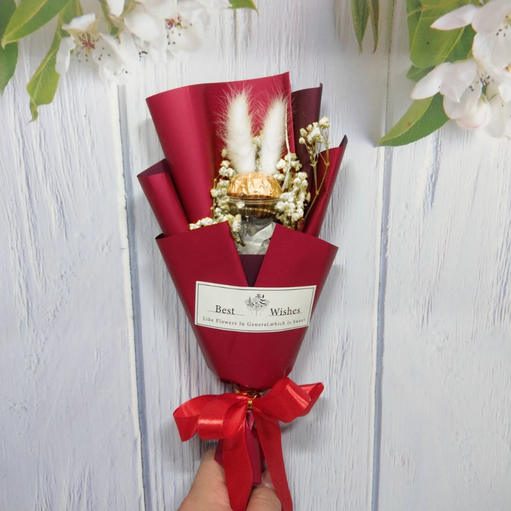 (單顆金莎)配永生滿天星(紅色包裝),純花束（無提袋／無畢業帽）