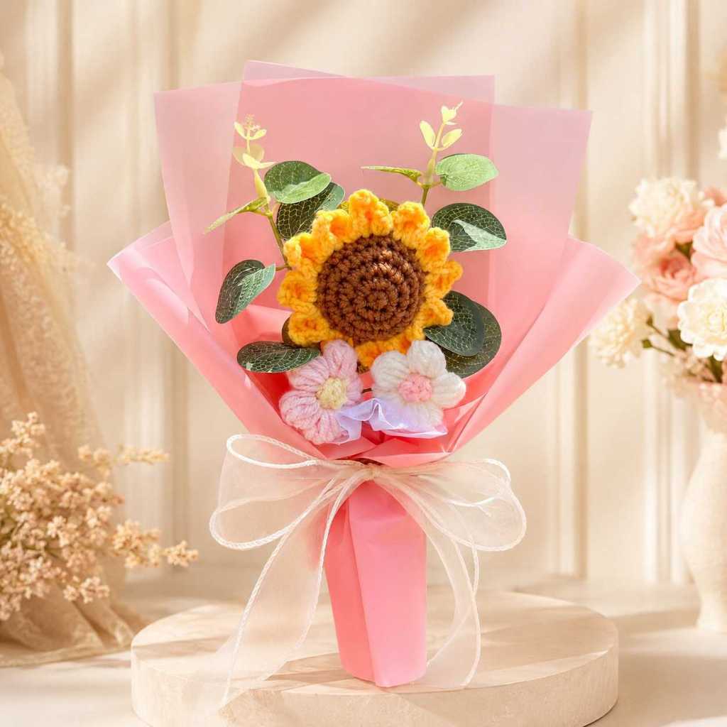 台灣現貨【25cm針織向日葵花束】25cm針織向日葵花束, 針織花束, 向日葵花禮, 牛皮包裝花束, 灰藍花束, 粉色花