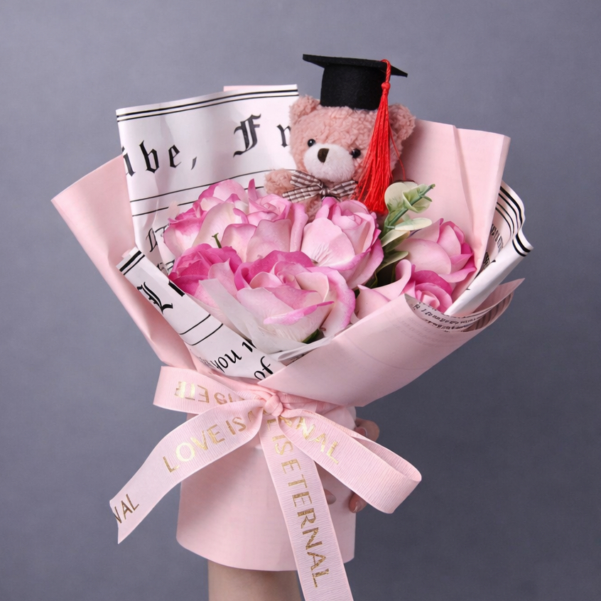 30cm8朵畢業小熊（粉色）,純花束（無提袋／無燈串）