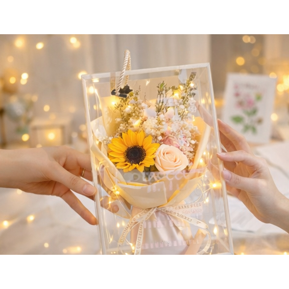 台灣現貨【禮盒花束】25cm向日葵康乃馨花束 透明禮盒燈串 生日情人節母親節送禮花禮 母親節花束 送媽媽 生日禮物