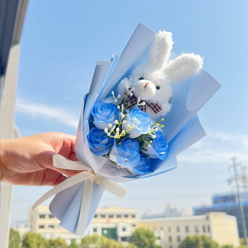 台灣現貨【20cm領結兔香皂玫瑰花束】領結兔花束, 香皂玫瑰花束, 兔子玫瑰花束, 20cm花束, 6朵香皂玫瑰, 可愛