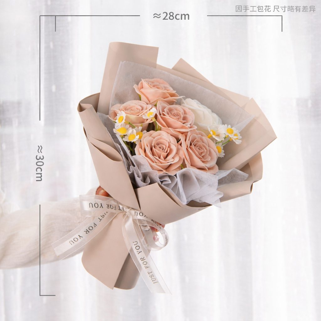 30cm5朵玫瑰花束（蘇醒玫）＋白小雛菊,純花束（無提袋／無燈串）