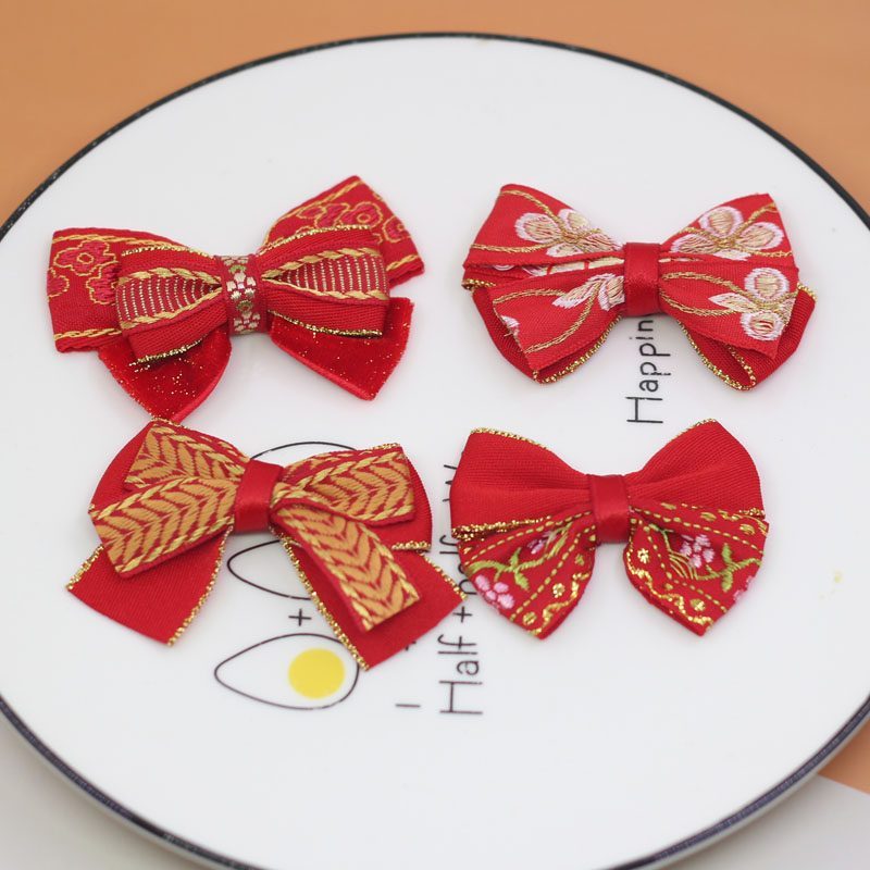 台灣現貨【紅金刺繡蝴蝶結】中式喜慶手作配件 兒童髮夾髮飾胸針DIY 新年造型裝飾 多款尺寸 新年佈置