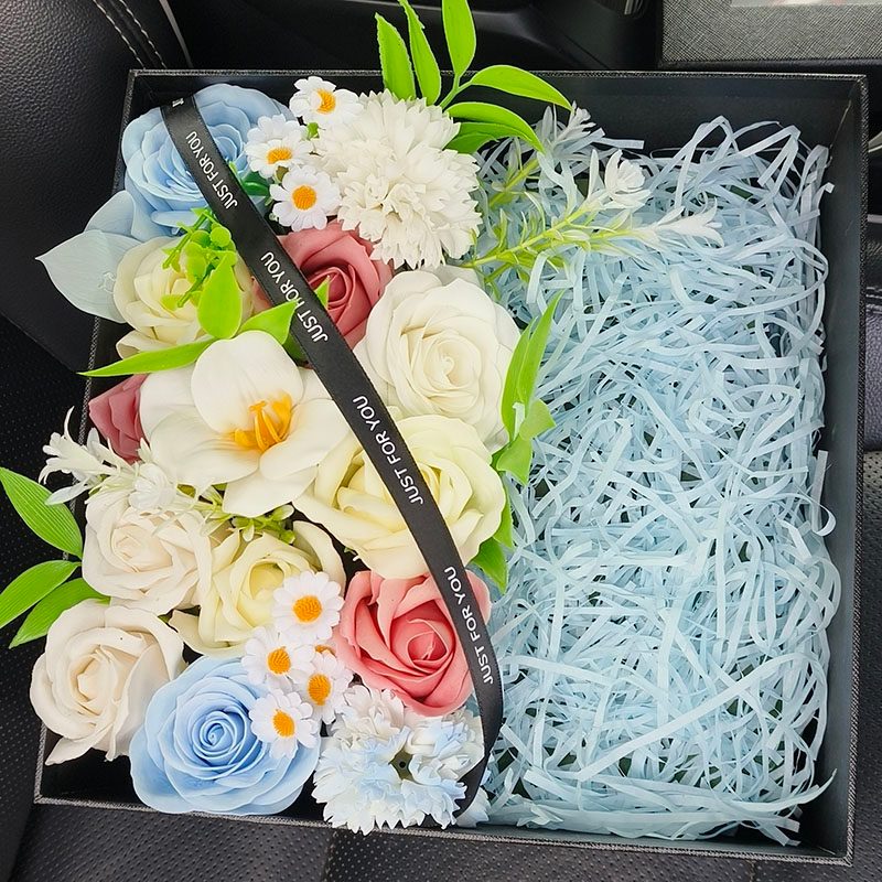 25*25*13cm浪漫花束（破曉）,純花束＋紙盒（無提袋／無燈串）