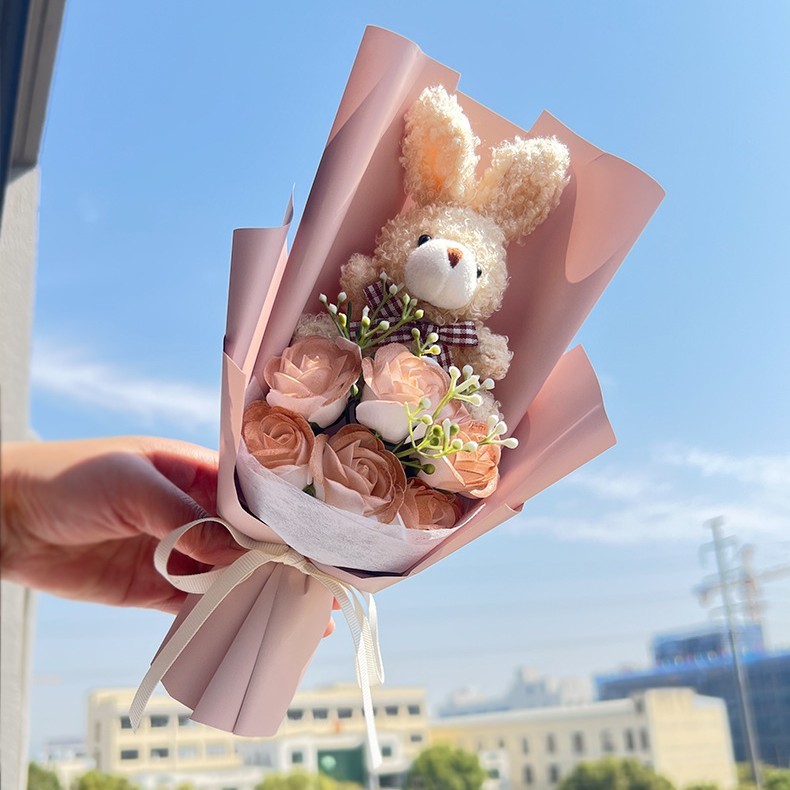 台灣現貨【20cm領結兔香皂玫瑰花束】領結兔花束, 香皂玫瑰花束, 兔子玫瑰花束, 20cm花束, 6朵香皂玫瑰, 可愛