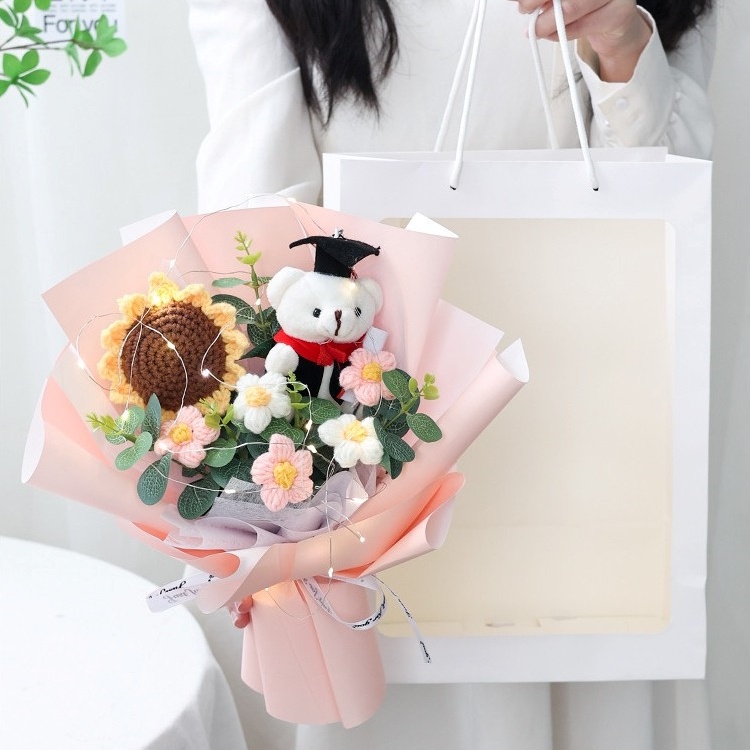 台灣現貨【針織畢業花束合集】向日葵針織花束成品 畢業熊玩偶 不凋免保養 送同學老師畢業禮物 生日禮物