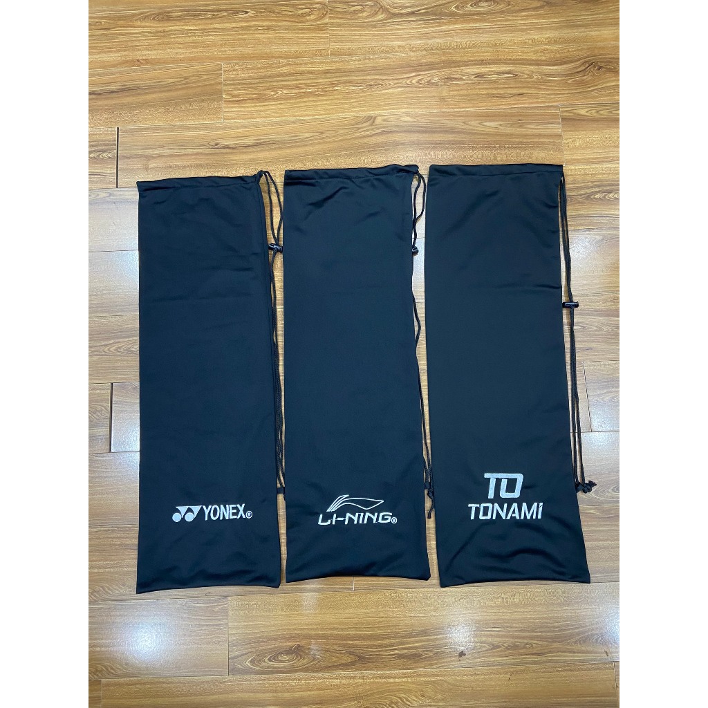 Bag to hold and protect Yonex, Tonami, Lining badminton rackets - maximum 3 rackets