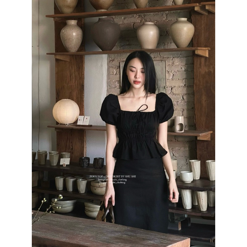 Zoey Top-带胸弓的荷叶边衬衫（官方照片）